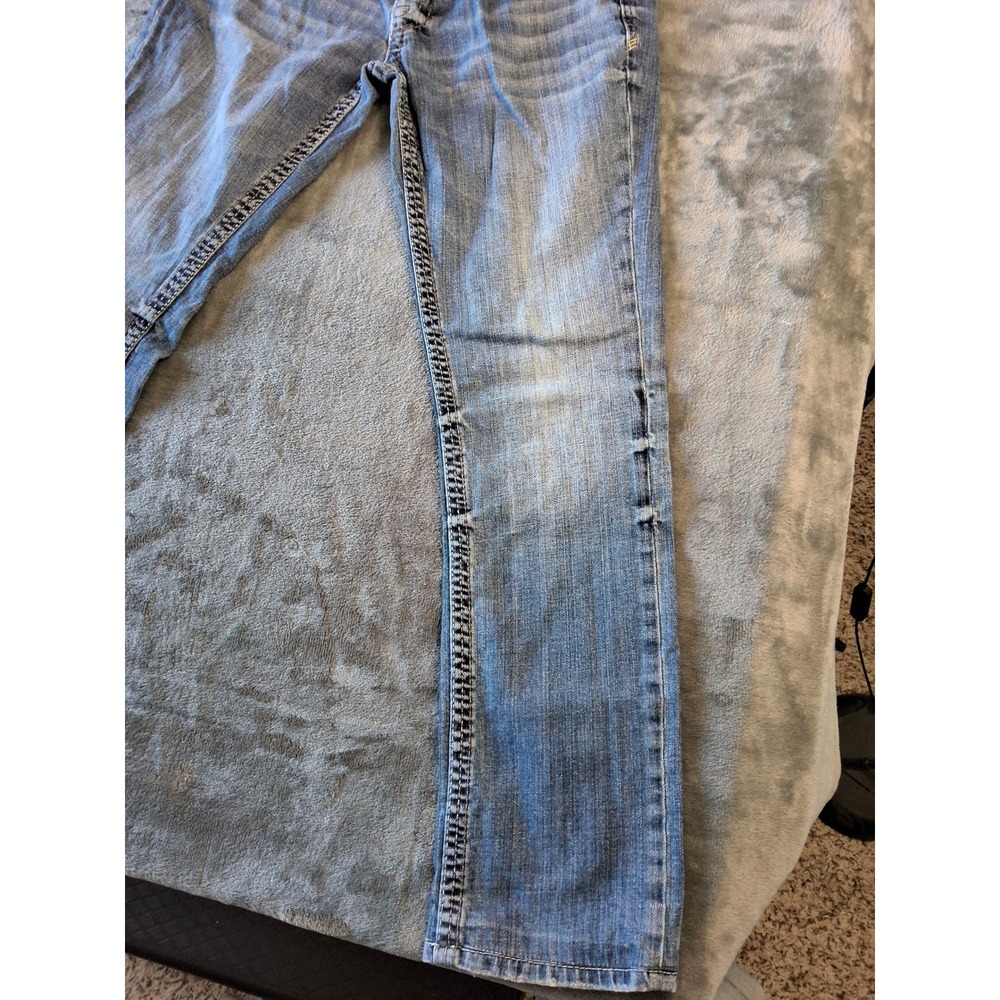 BKE Carter Straight Leg Jeans Mens 31R Medium Wash Stretch Denim Contrast Stitch - Picture 3 of 11